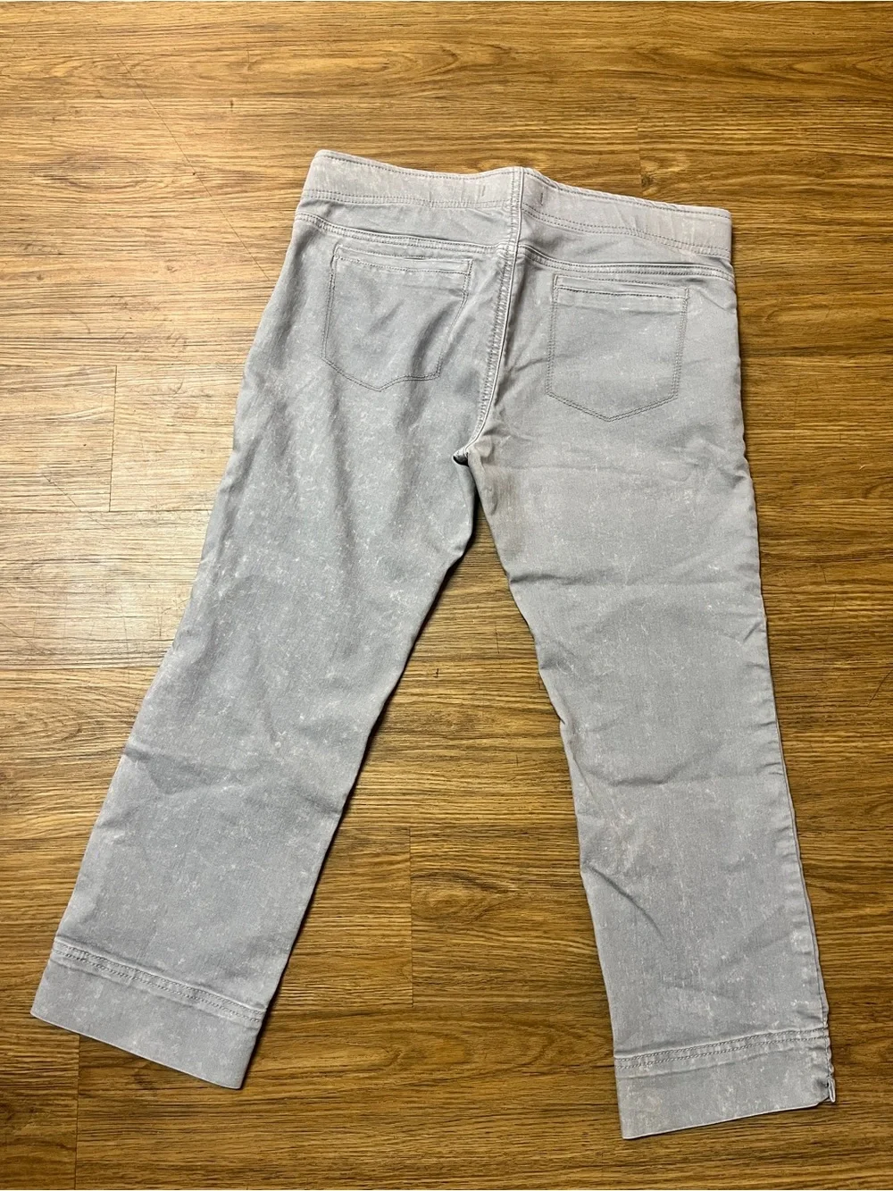 Free People Women’s Gray Faded Wash Ankle Cropped Pull-On Pants Capri Mid-Rise